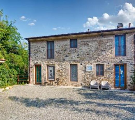 DOLCE VITA IN TUSCANY Cottage