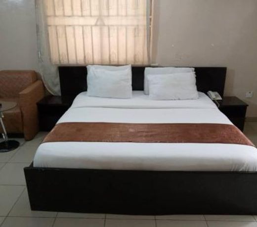 Exclusive Suites