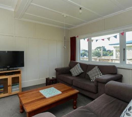Harper Haven - Waimarama Holiday Home
