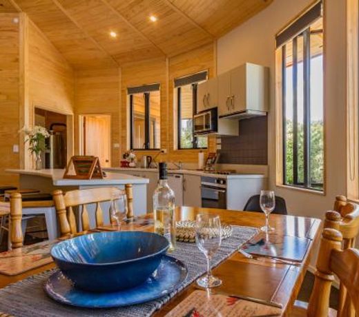 The Snowglobe - Ohakune Modern Yurt Style Chalet