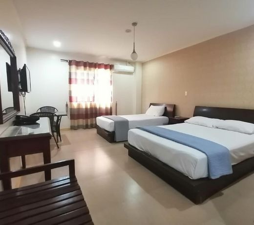OYO 654 Golden Hotel