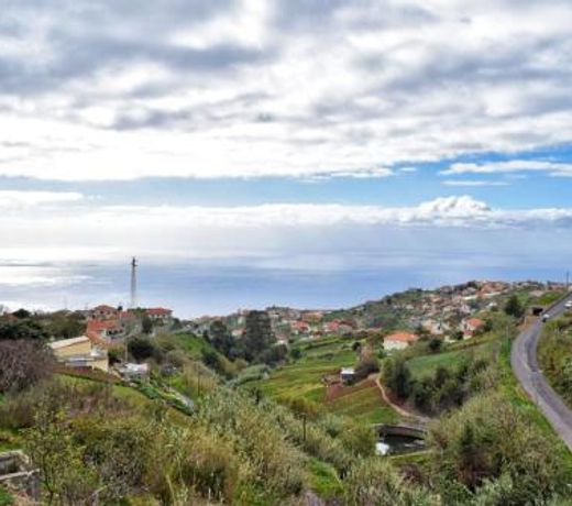 Casa da Piedade, a Home in Madeira
