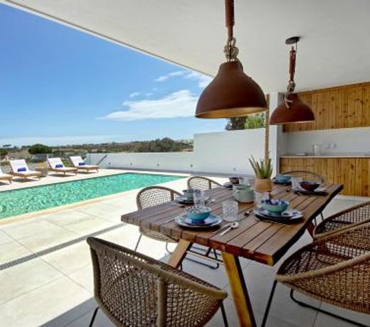 Villa Ocean Marina, heatable pool!