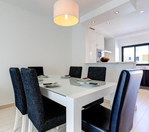 Two Bedroom Apartment in Albur Village 2Q