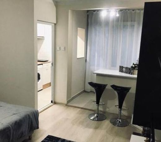 REEAS APARTAMENT