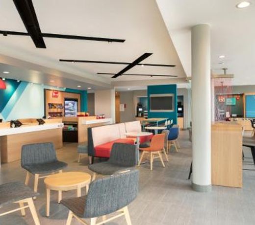Avid Hotels - Cedar Rapids South, an IHG Hotel