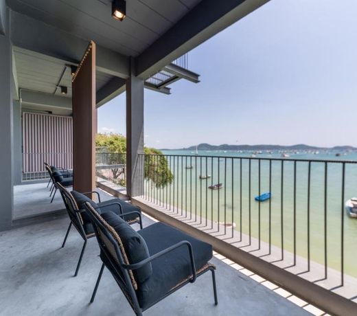 Arch39 Phuket Beach Front - SHA Plus