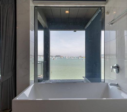 Arch39 Phuket Beach Front - SHA Plus