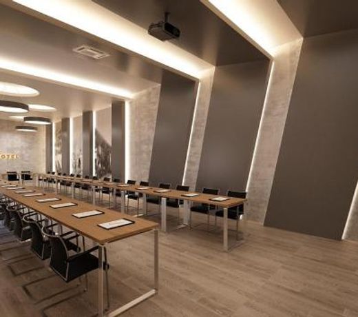 Kayhan City Hotel