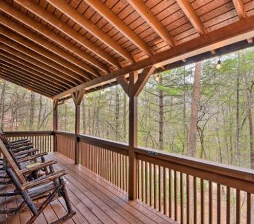 Modern Cabin with Deck in the Blue Ridge Mountains!