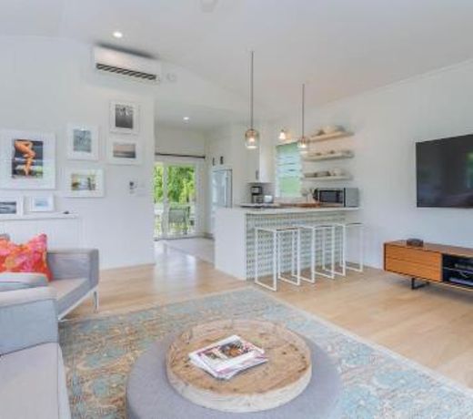 Hanalei Beachfront Cottage home