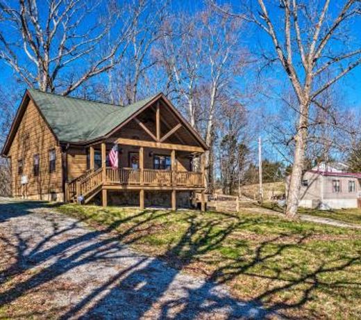 Cozy Cabin Retreat with Deck By Golf and Bass Fishing!