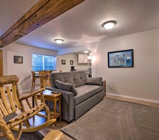 Updated Home with Mtn Views and 8 Mi to Snowbird!
