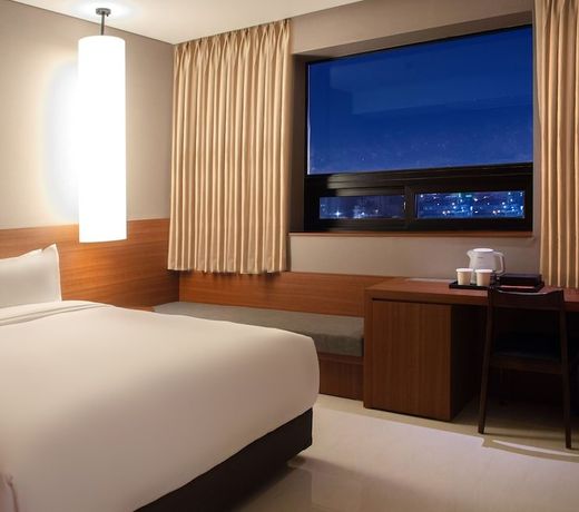 Top Cloud Hotel Cheonan