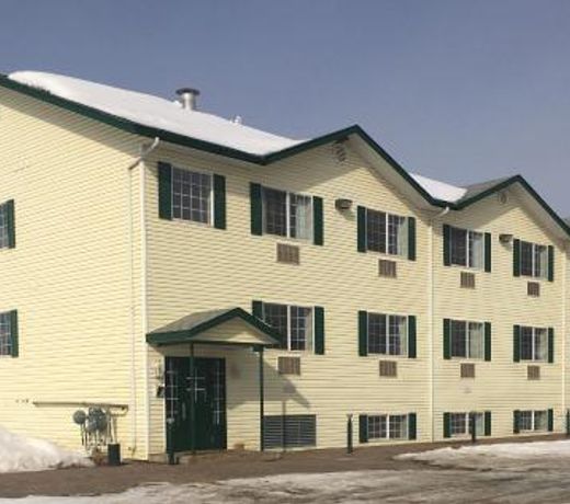 Almada Inn