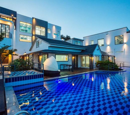 Poolvilla 1night 2day