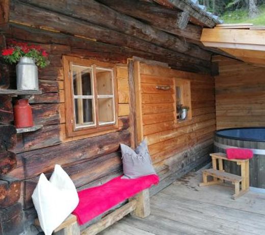 Ampferkaralm Hutte
