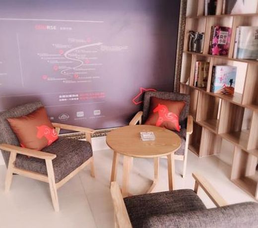 Thank Inn Chain Hotel henan luoyang high-tech district jiudu west road zhoushan station