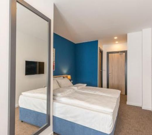 Premium Crown Suites