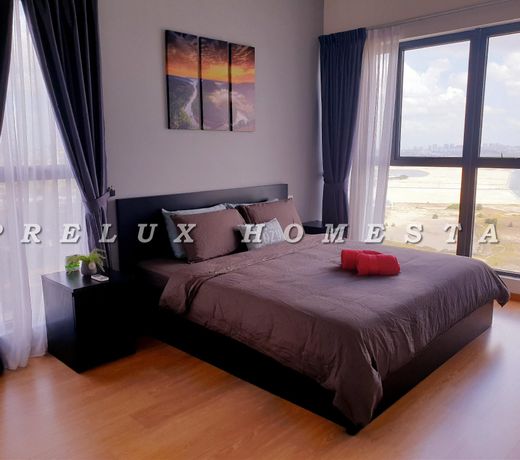 Maui Guesthouse @ Country Garden Danga Bay