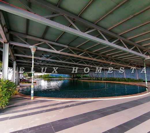 Maui Guesthouse @ Country Garden Danga Bay