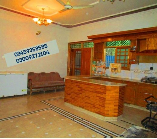 Guest house Shayan Residency