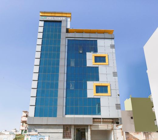 OYO 71734 Hotel Sri Sai Residency