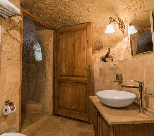 Atilla's Cave House  ROOM1