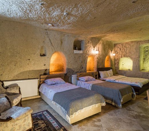 Atilla's Cave House Family Cave  Giant ROOM6