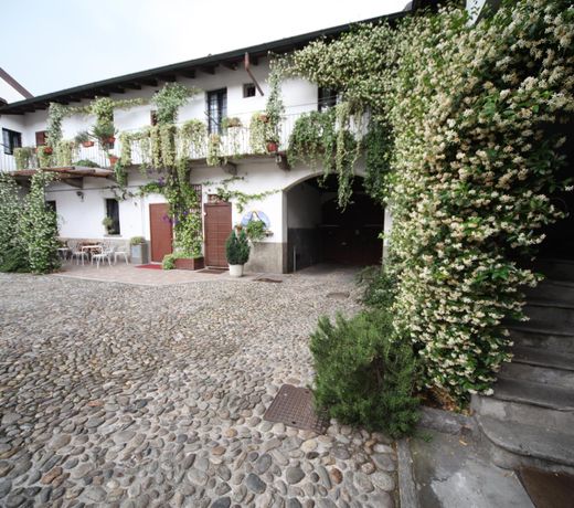 Loft studio 15 minutes from Milan center