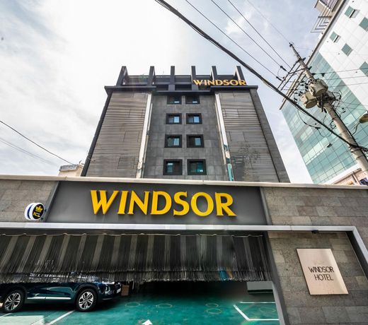 Windsor Hotel