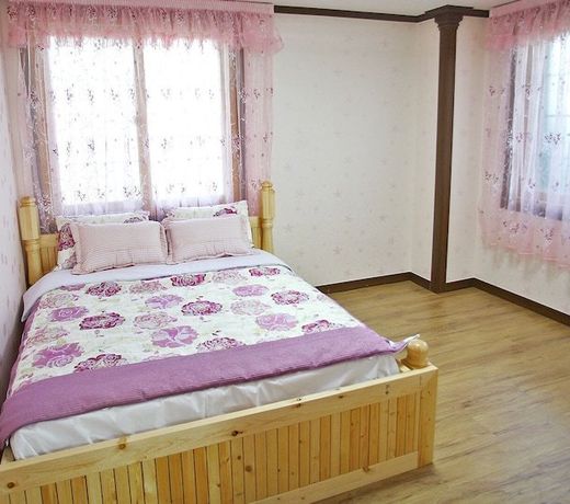 Taean Morwenna Pension