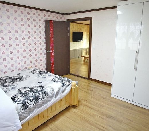 Taean Morwenna Pension