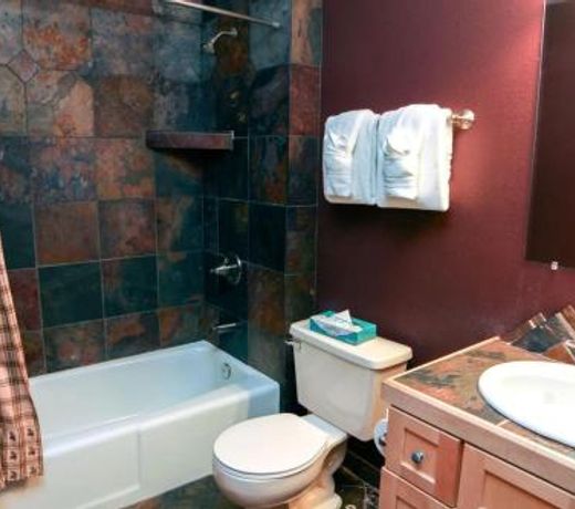 Fawn Valley Inn 3&4 Bedrooms by Rocky Mountain Resorts
