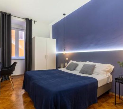 Lovely guest-room with private bathroom