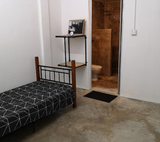 Pintu Biru Guest House @ CENTRE OF KOTA BHARU