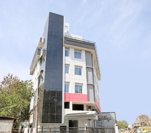 OYO 71586 M K Hotels