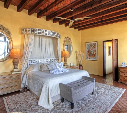 Casa Schuck Boutique Hotel