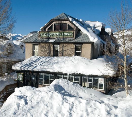Elk Mountain Lodge