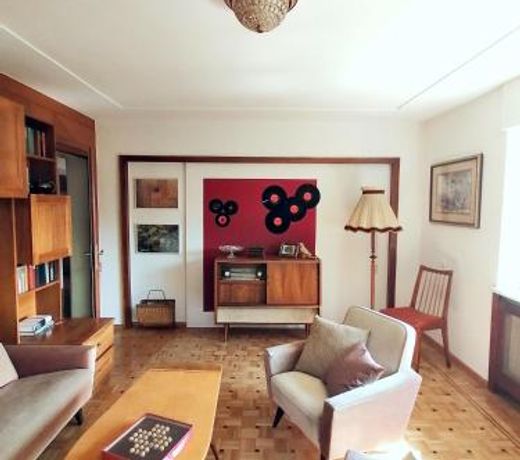 Dimai House 1970s