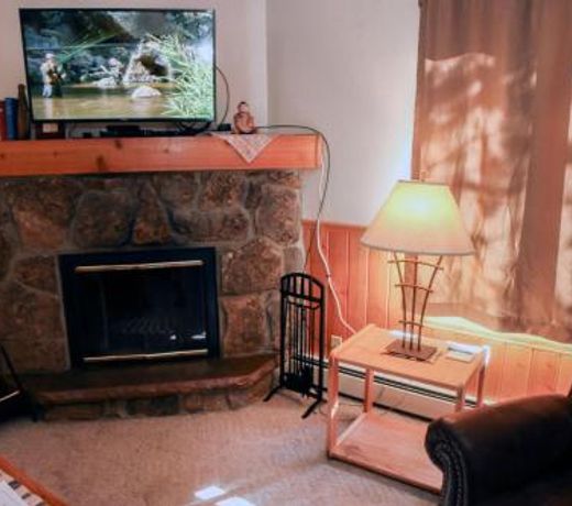 Sunnyside Knoll with Hot Tubs by Rocky Mountain Resorts