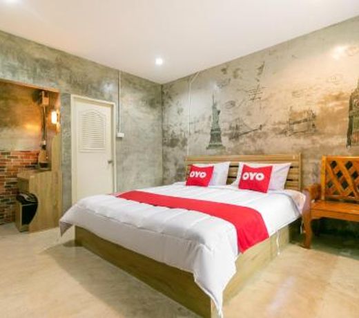 OYO 945 The Rome Resort