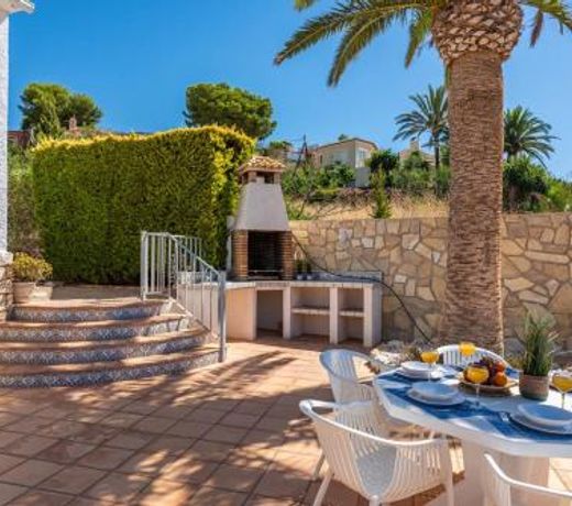 Villa Jaconne - PlusHolidays