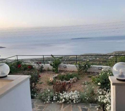 Roussa's View Apartments