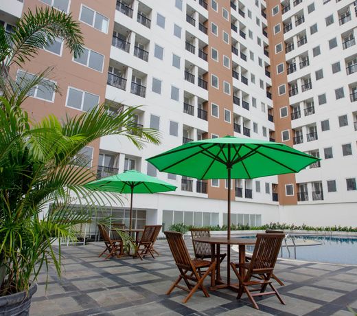 Urban Express HomTel - Serpong