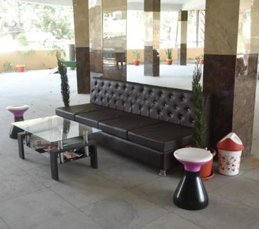 Hotel Shivanjali Palace