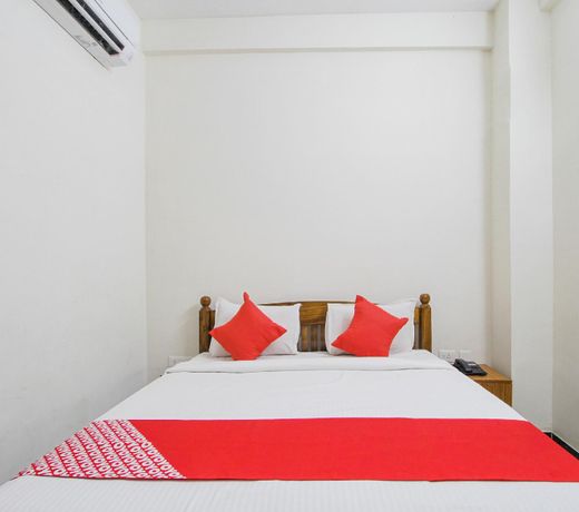 OYO 71915 Shri Sawai Lila Hotel