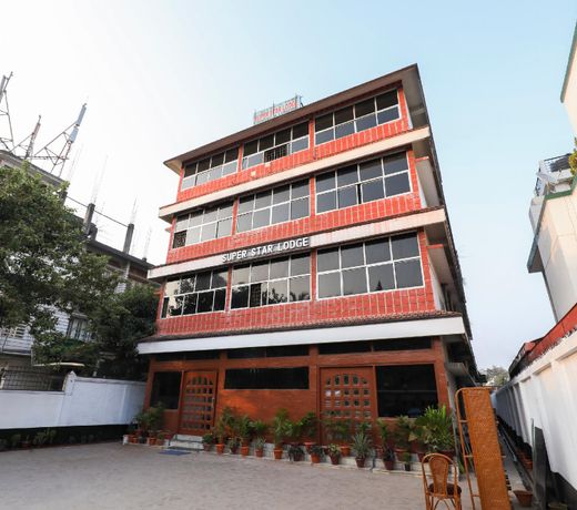 OYO 70029 Super Star Lodge