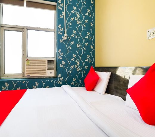OYO 71348 R C Guest House