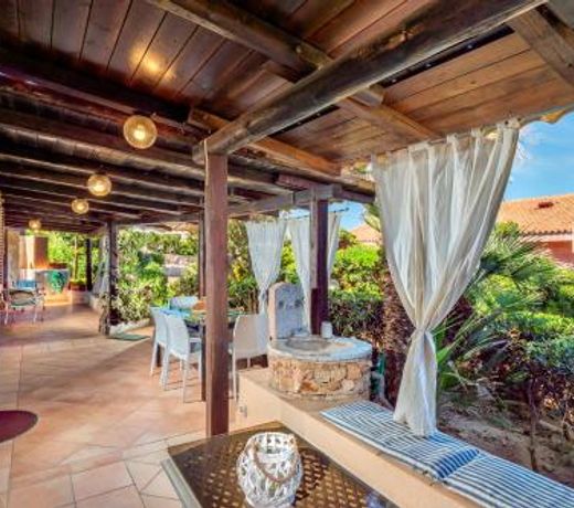 Villa a 50 metri dal mare